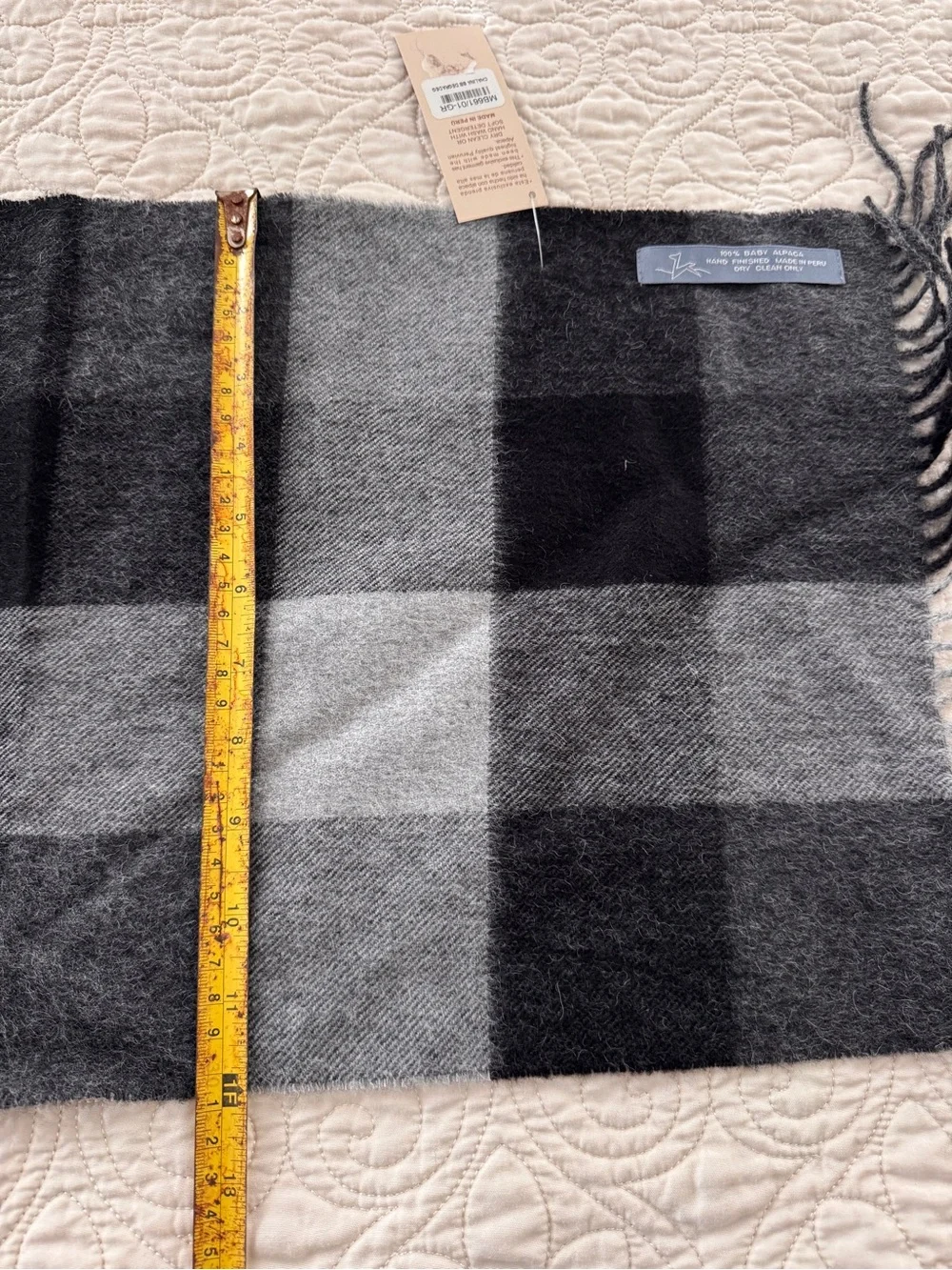 All Alpaca 100% Baby Alpaca Plaid Scarf Black Gray Made in Peru NWT